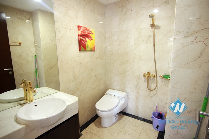 02 bedrooms apartment for rent in Hai Ba Trung.